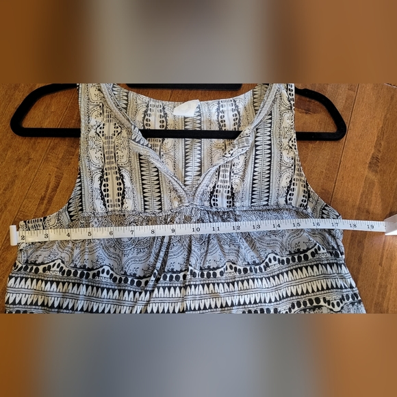 Like New Anthropologie Akemi + Kin Mixed Media Top - Picture 8 of 10